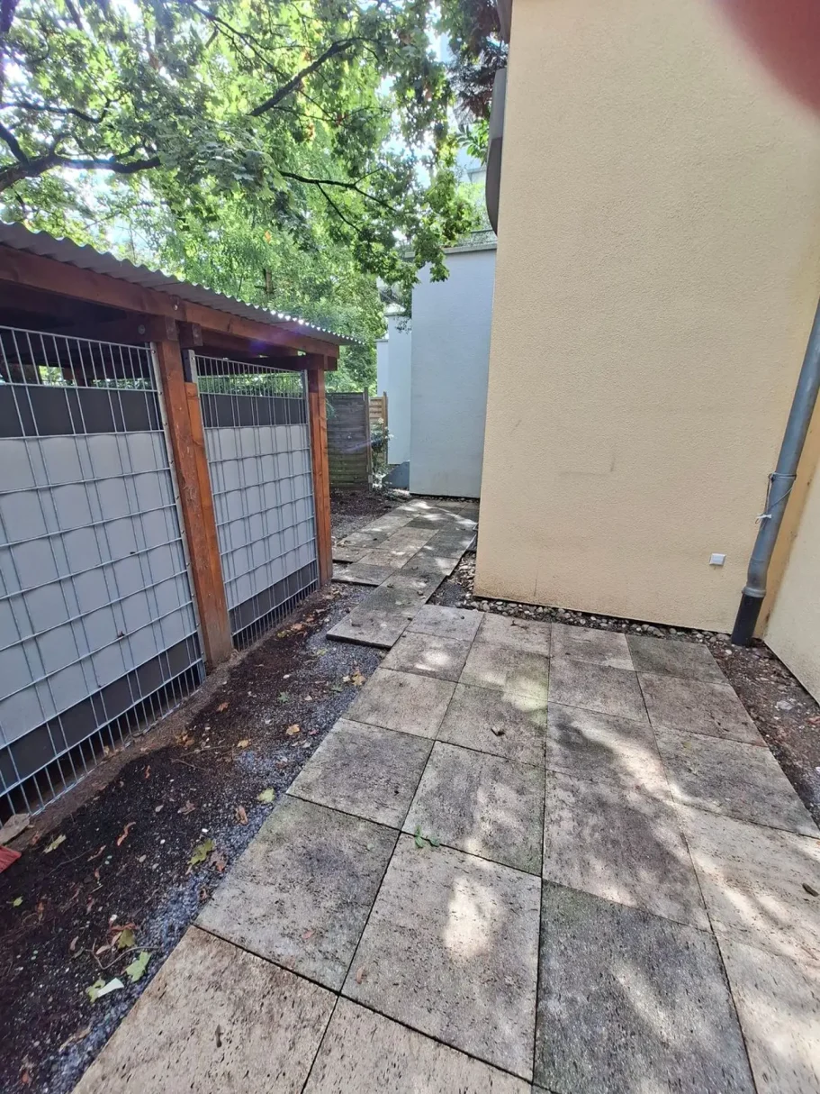 Terrasse vor Wohnzimmer