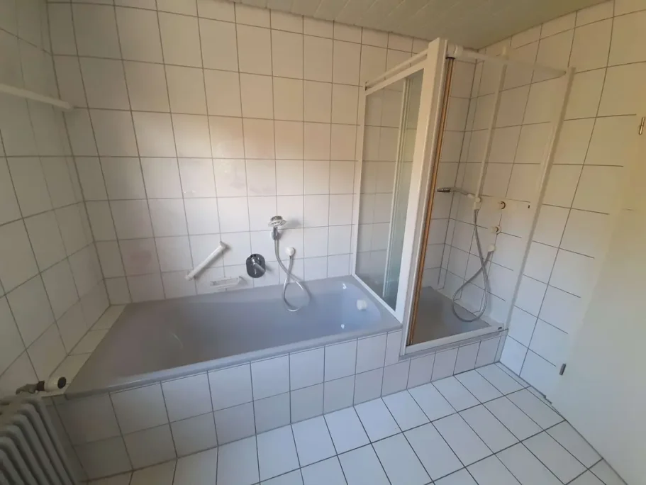 Badezimmer DG